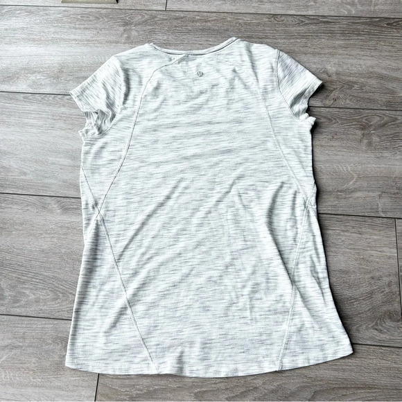Lululemon Another Mile Short  Sleeve Top Shirt - Picture 11 of 15